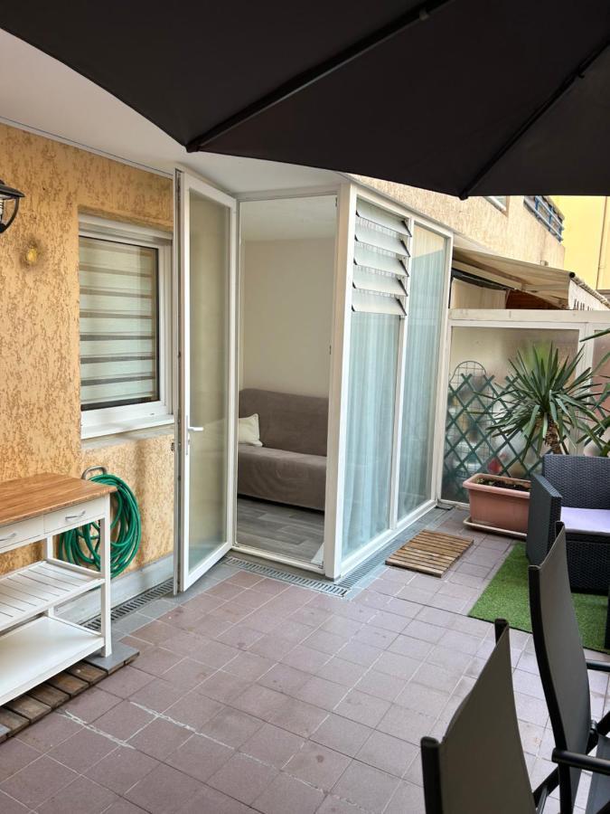Studio Centre Ville Nice Bagian luar foto